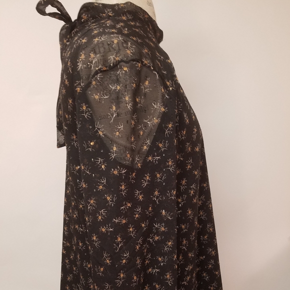 Le Lis Blouse Black, Gold Lined Bodice L - Picture 4 of 7